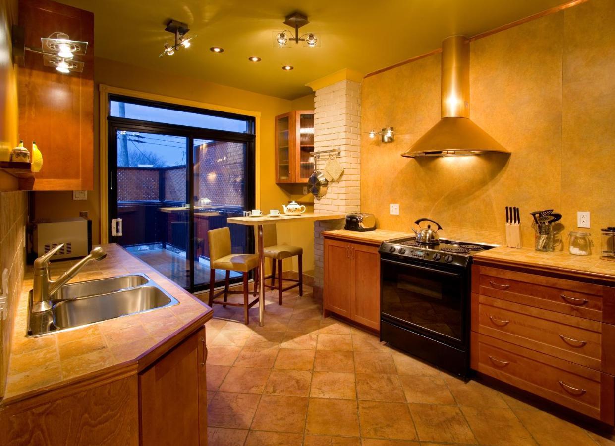 A La Carte Bed & Breakfast モントリオール エクステリア 写真
